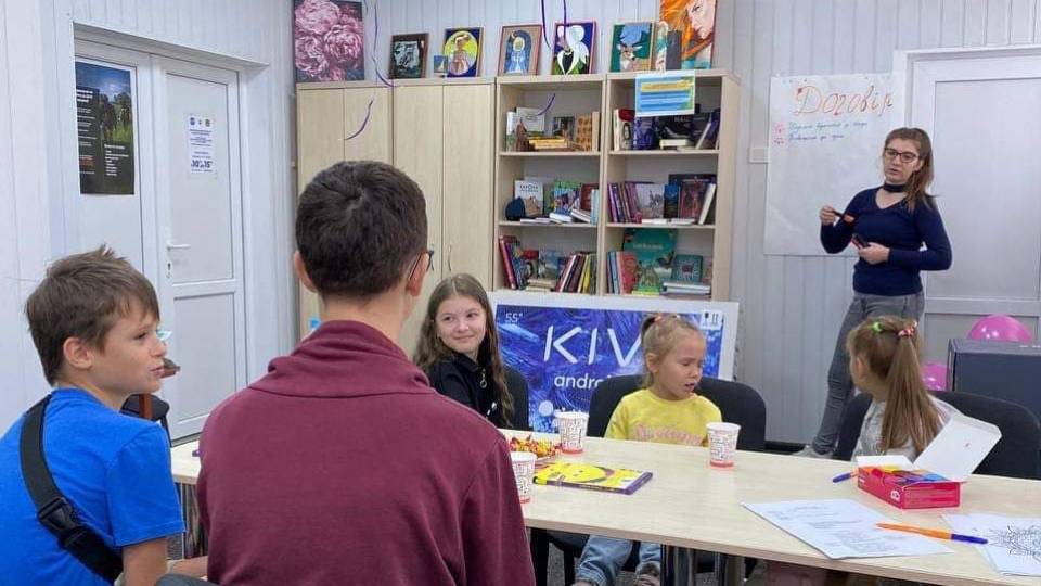діти навчання школа, освітній центр