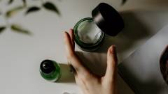 косметика догляд за шкірою обличча