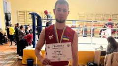 кікбоксер з Луганщини