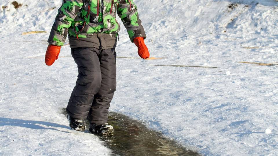 сніг дитина негода ожеледиця лід