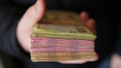 гроші виплати допомога пенсії пенсія гривні