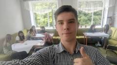 Микита Горбатенко — переселенець з Луганщини, голова Молодіжної ради при Кремінській міській раді, керівник громадської організації "Чарівний Пендель"