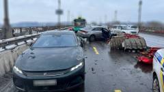 У Києві ускладнено рух через ДТП