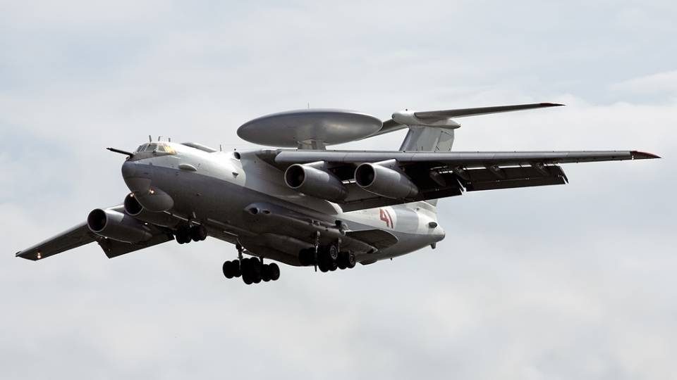 літак а-50