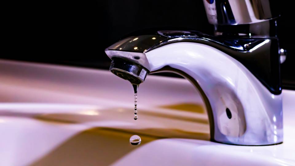 раковина вода водопостачання